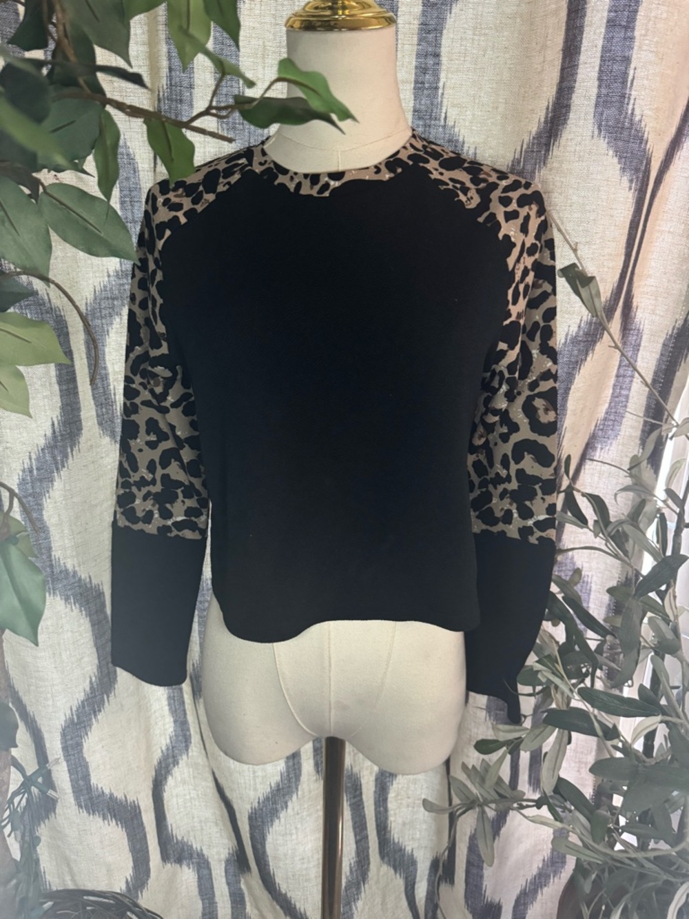 SHEIN girls sz 11-12Y Black Top with Brown Leopard Print Sleeves
